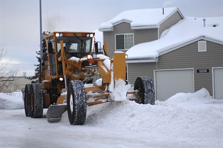 Snow Plowing vs Snow Blowing: Pros and Cons